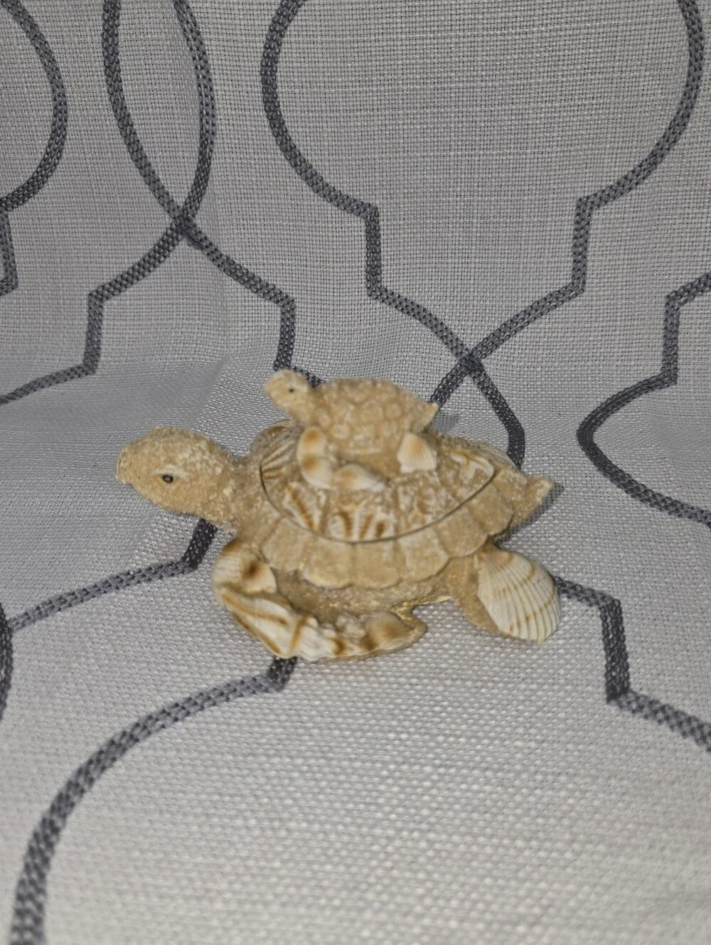 Vintage Sea Turtle with Baby Sand Seashell Trinket Box With Lid Jewelry Box